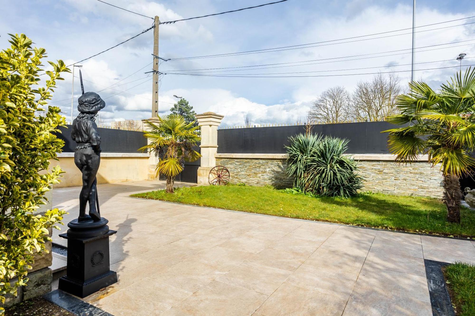 Studio Paisible Proche De Paris Et Disneyland Neuilly-sur-Marne Eksteriør bilde